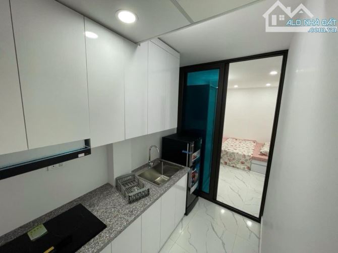 Bán toà căn hộ 22 Phòng: Trần Thái Tông, 82m, 6 tầng, dòng tiền 120 triệu, giá nhỉnh 20