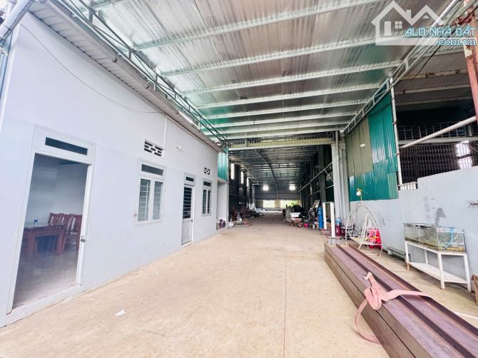 Cho Thuê Kho 11 X55m - Kv Không cấm Tải