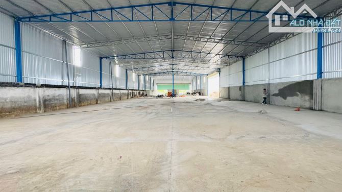 CHO THUÊ KHO DT từ 400m2 - gần 2000m2