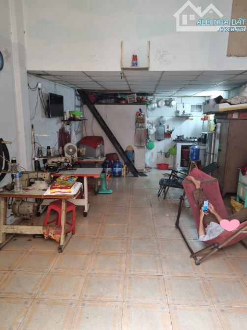 Bán nhà 2 tầng 37M² (4.1x9), gần Lê Văn Quới, Ngã Tư Bốn Xã, chỉ hơn 2 tỷ
