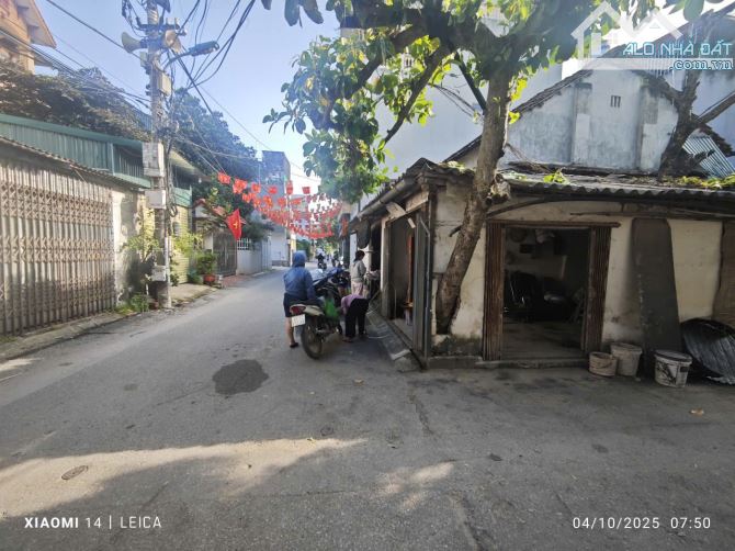 BÁN NHÀ C4*100 LÔ GÓC TRỤC CHÍNH YÊN MỸ THANH TRÌ ÔTÔ TRÁNH KINH DOANH 12 TỶ