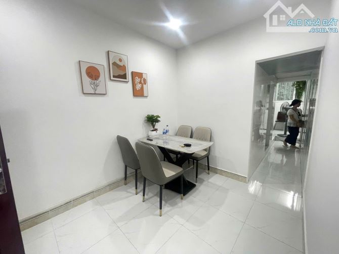 BÁN TẬP THỂ,TẦNG 2, BAN TÀI CHÍNH TW, ĐỘI CẤN, VĂN BÁO, BA ĐÌNH. 75M2 – 2PN. 4, 65 TỶ