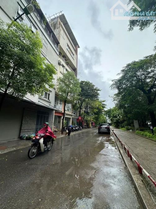 Vị trí đẹp Trần Quang Diệu 40m2 mặt tiền 5m ô tô thông gần Vườn Hoa 1-6 VIP Đống Đa