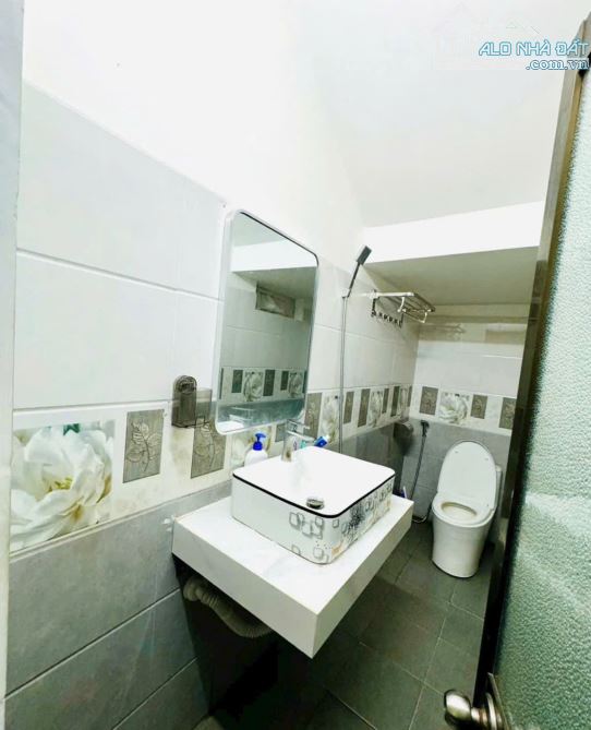 NHÀ MẶT TIỀN HÀN THUYÊN - 74M² - 3 TẦNG – NHÀ ĐẸP FULL NỘI THẤT – VỊ TRÍ TRUNG TÂM -9.95 T
