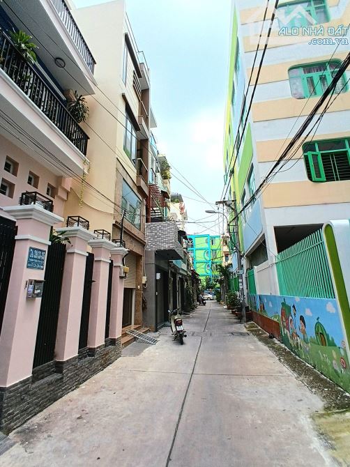 Bích Thuận – Nhà Môi Giới BĐS Quận 10 & Tân Phú “Mát Tay Giá Tốt”
