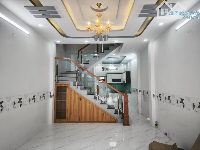 🌟 NHÀ 2 TẦNG MỚI XÂY – 2 MẶT HẺM XE HƠI – KHU VIP LÊ VĂN QUỚI CHỈ 3.95 TỶ TL 🌟