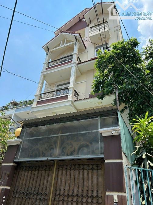 Bán CHDV góc 2MT Hoàng Hoa Thám, P5, P.Nhuận. 6.5x14m.4L. Giá: 18.5 tỷ