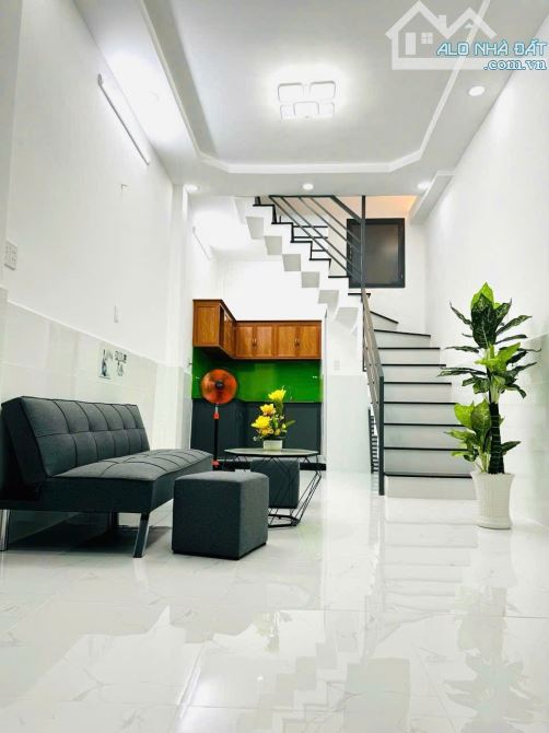 Bán nhà đẹp BHHA giáp Tân Phú 2Tầng mới 2PN Chỉ nhỉnh 3 Tỷ TL