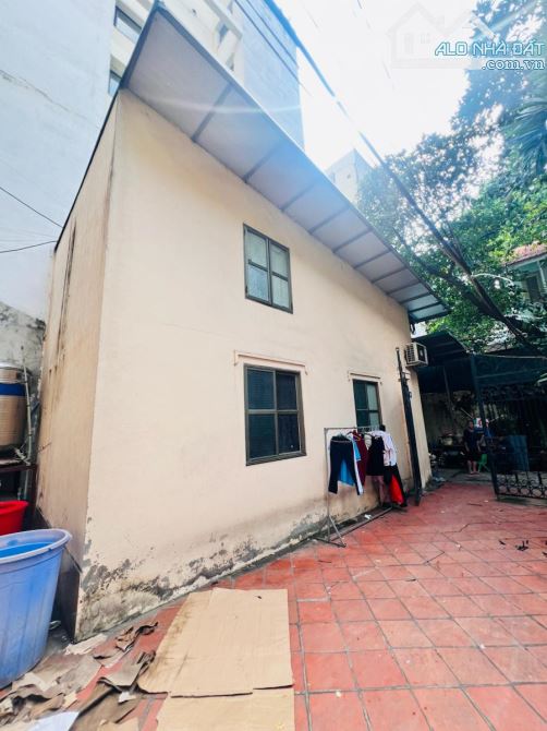 CHUẨN -  SỔ ĐẸP - Ô TÔ ĐỖ CỬA VÀO NHÀ