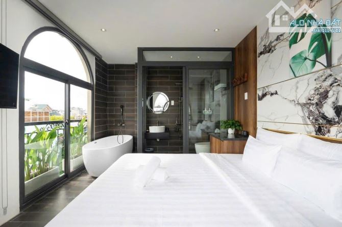 Bán tòa nhà 31 phòng CHDV mới 100% - Full nội thất - Góc 2 MT - HĐT 140Triệu/tháng- 40 Tỷ