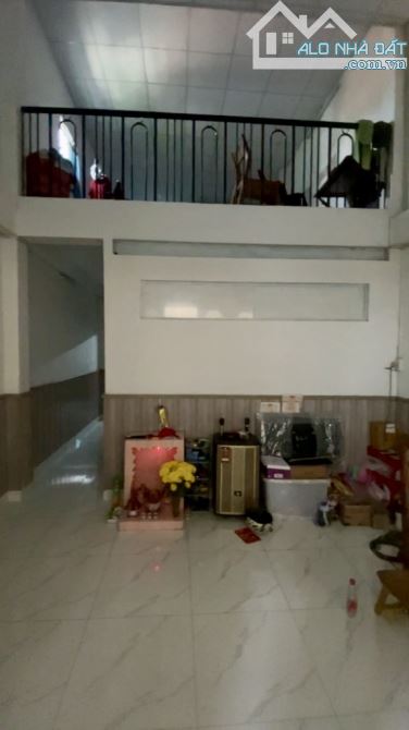 🏡NGAY TRƯỜNG CHINH-SÁT CHẾ LAN VIÊN-2 TẦNG 55M2-NGANG 4.4M–CHỈ 4.5 TỶ TL
