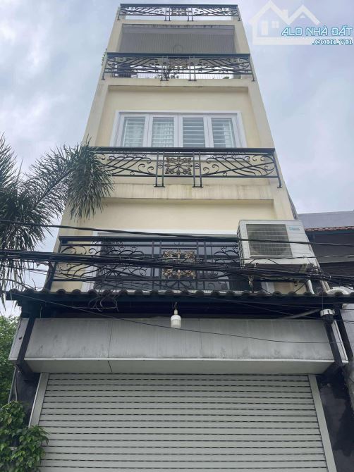 SIÊU PHẨM - NHÀ ĐẸP 4 TẦNG - HIỆP BÌNH CHÁNH - HẺM Ô TÔ - 42m2 - 5.x TỶ