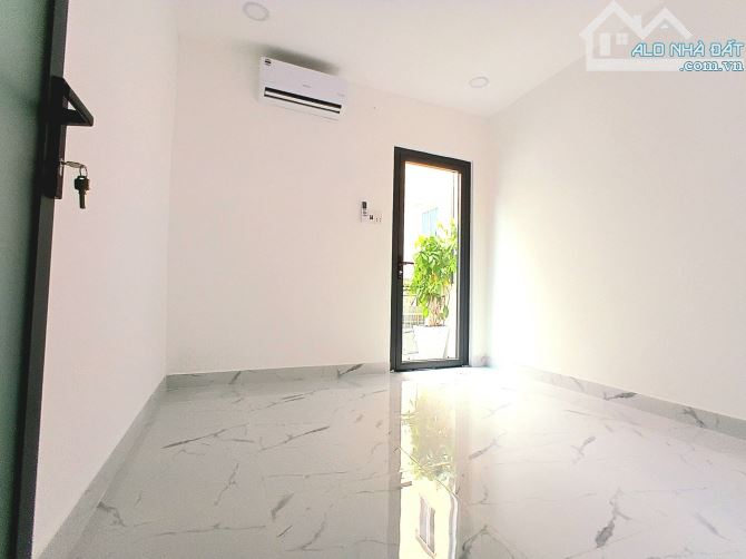 Bán Nhà , P.2 , Q.5 , Nhà Đẹp 3 Tầng, Sát Q1 , 6,3 Tỷ TL
