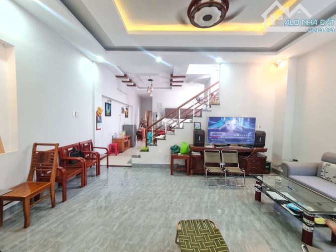 Mặt tiền Nguyễn Đình Chiểu - Ngũ Hành Sơn, 152m², 2 tầng, giá 11.6 tỷ.