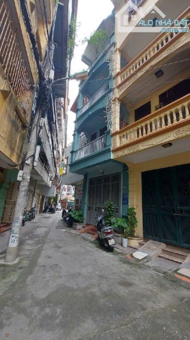 Bán nhanh cầu giấy 49m×5 tầng giá cả 21 tỷ nhỉnh