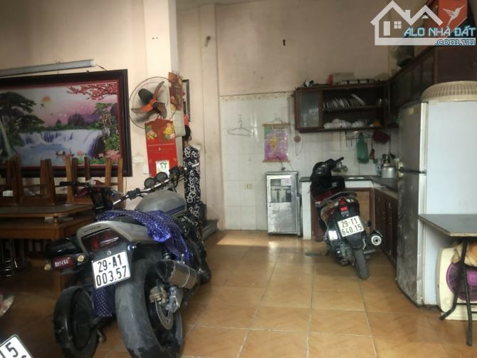 Bán nhà Hà Đông phố Nguyễn Văn Lộc 10,2 tỷ, 79m2, 3 thoáng.