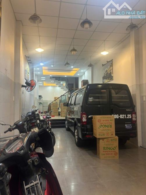 VŨ. GẮNG CHUYỂN BÁN NHÀ CÁC QUẬN GÒ VẤP QUẬN TÂN BÌNH QUẬN 12 THÀNH PHỐ HỒ CHÍ MINH - 10
