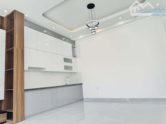 Nhà 60 m*3 tầng - bắc sơn,an dương,hp-2,780 tỷ- có gara ô tô - 10