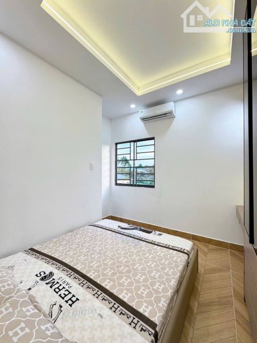 Nhà 1 Trệt 3 Lầu Mặt Tiền Nguyễn Văn Trỗi - 10