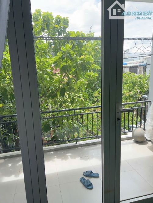 Nhà vườn 100m2 kiẹt oto Hoàng Diệu sạch đẹp chỉ nhỉnh 5tỷ - 10