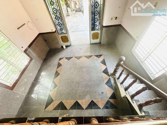🌿 “BẬT MÍ NHÀ XINH GIỮA LÒNG BÌNH KỲ – GIÁ CHỈ 3,45 TỶ   💎 Căn nhà cấp 4 xinh xắn, nằm t - 1