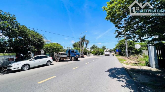 LÔ GÓC 2 MẶT TIỀN VEN BIỂN VÕ VĂN KIỆT - XÃ PHƯỚC HẢI -TP HCM,Diện tích 662.5 m2 sẵn 200tc - 1