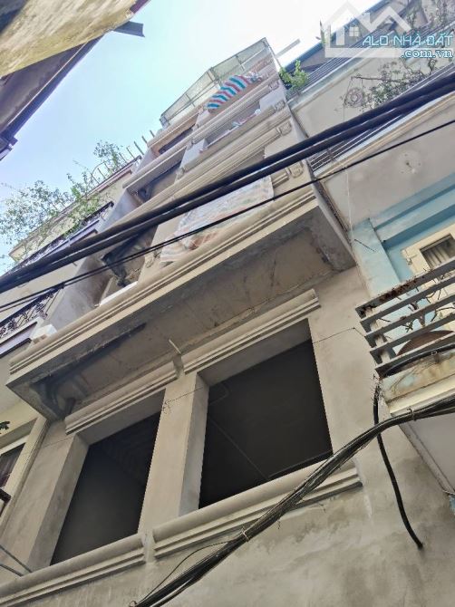 CÓ 102- NGUYỄN VĂB CỪ - 7 TẦNG THANG MÁY - GẦN CẦU CHƯƠNG DƯƠNG - 1