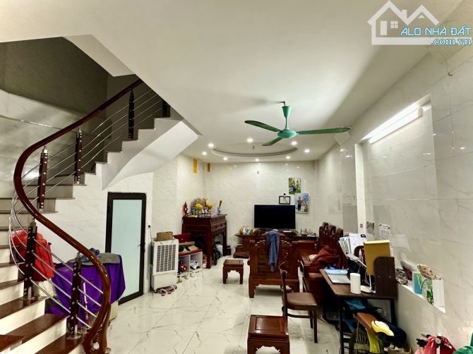 Bán nhà 5 tầng – tổ 11 Mậu Lương – 48m² – lô góc thoáng – giá 7.98 tỷ - 1