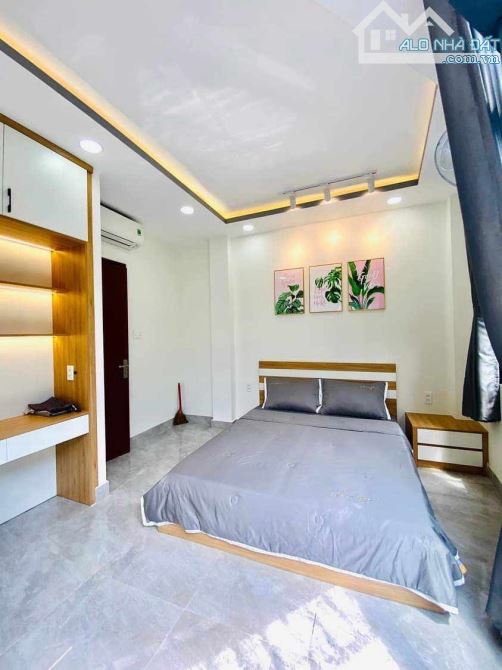 BÁN NHÀ 2 TẦNG GẦN KHU BIỆT THỰ CAO CẤP SƠN TRÀ - 1