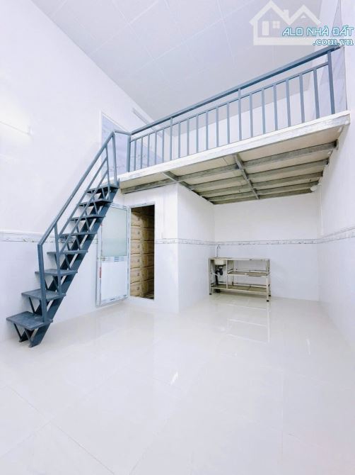BÁN DÃY NHÀ TRỌ ĐÔNG HƯNG THUẬN Q12 - 2 TẦNG 180M2 ( 7M X 26M) - ĐƯỜNG 5M THÔNG - 10.15 TỶ - 1