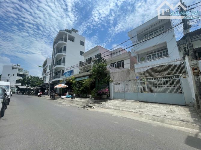 Hạ giá bán 92tr/m2- Bán nhà đường Đoàn Thị Điểm mặt tiền siêu hiếm 11,7m - 1