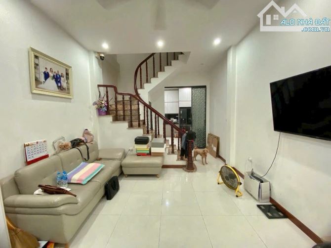 Bán nhà Kim Giang, Thanh Trì, Gara, ô tô tránh, kinh doanh, 41m2, 10 tỷ(CTL) - 1