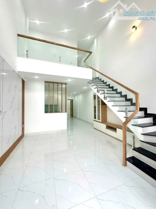 BÁN NHÀ CỰC ĐẸP NGAY ĐƯỜNG ĐỒNG KHỞI - SỔ HỒNG RIÊNG THỔ CƯ- 500TR NHẬN NHÀ - 1