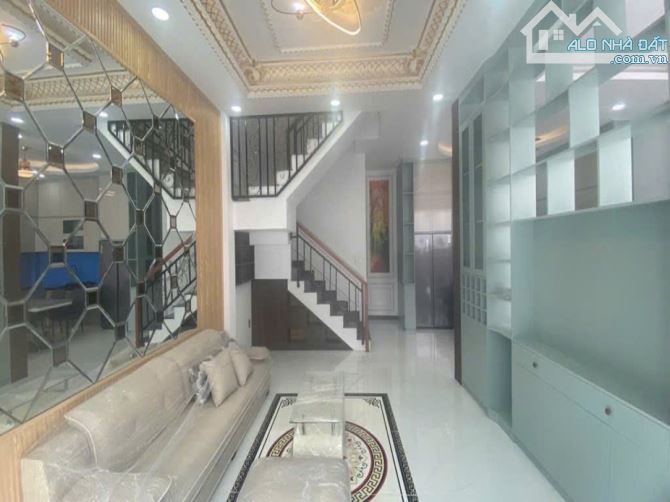 ⭐️ Nhà Mới SHR 3 tầng HXH né 61m2 – Đông Hưng Thuận 9 Quận 12 - 1