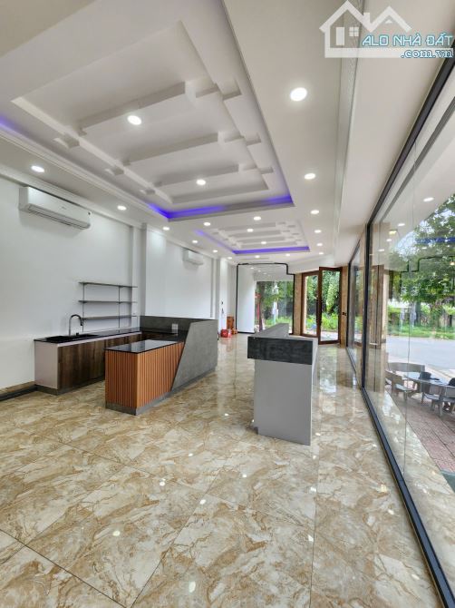 HIẾM__22Tỷ__Tòa Nhà Hoàn Công, có Hầm có Thang Máy__MT đường GS3 ngay BigC Go Dĩ An - 1