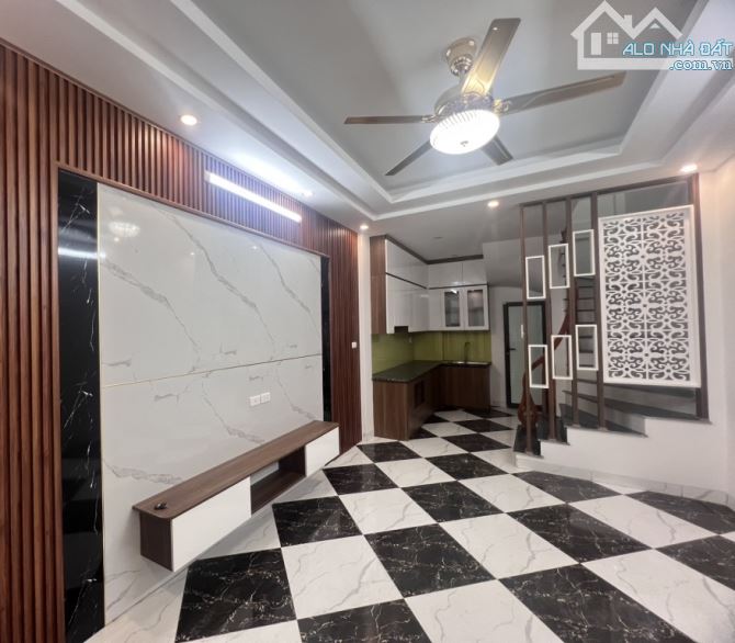 Bán nhà Thạch bàn ,gần Aeon long biên,giá 6,5 tỷ - 1