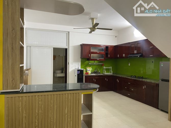 Bán Nhà 3 Tầng Mặt Tiền Quách Thị Trang - Hoà Xuân - 1
