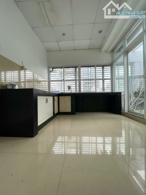 Cho thuê nhà tại 11E Đường Phan Kế Bính, Phường Tân Định, Tp. Hồ Chí Minh. - 1