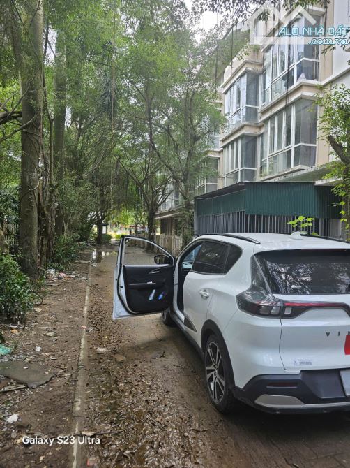 Bán nhà mặt phố Xuân Phương 98 m2, MT 5m; Giá 31 tỷ; LH Phú Trần - 1