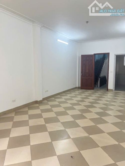 Cho thuê nhà riêng Trần Phú- Mỗ Lao, diện tích 50 m2 x 6 tầng - 1