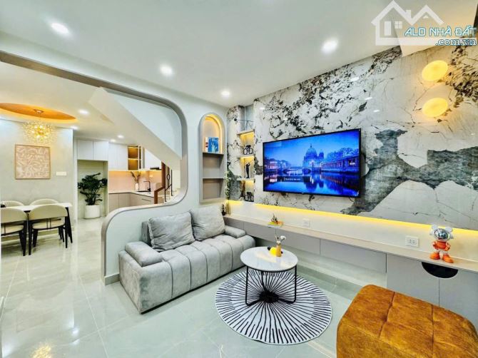 CHỈ 8 TỶ-Nhà Cầu Diễn ô tô tải đỗ cửa-trước nhà 4m-mặt tiền khủng-2 thoáng-nhà mới full đồ - 1