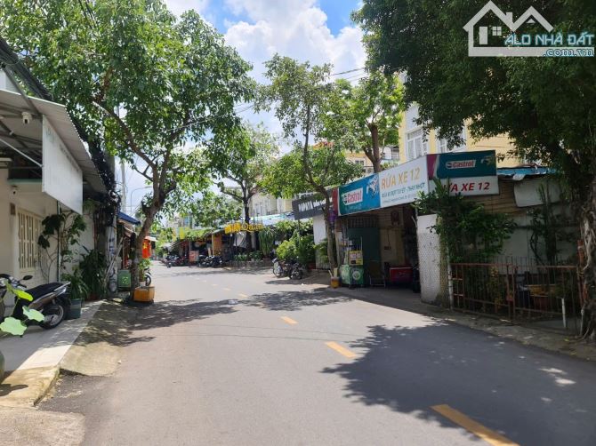 Giảm 1.8 TỶ, Bán Nhà 120m² ngang 6m, HXH, gần Gigamall Phạm Văn Đồng. Giá 7,8 Tỷ. - 1