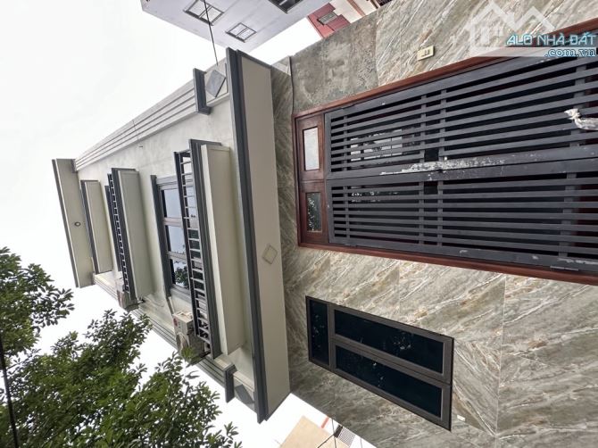 BÁN NHÀ DÂN XÂY 4 tầng x35m2 , oto , sát kdt hinode , gần trường học , hoài đức - 1