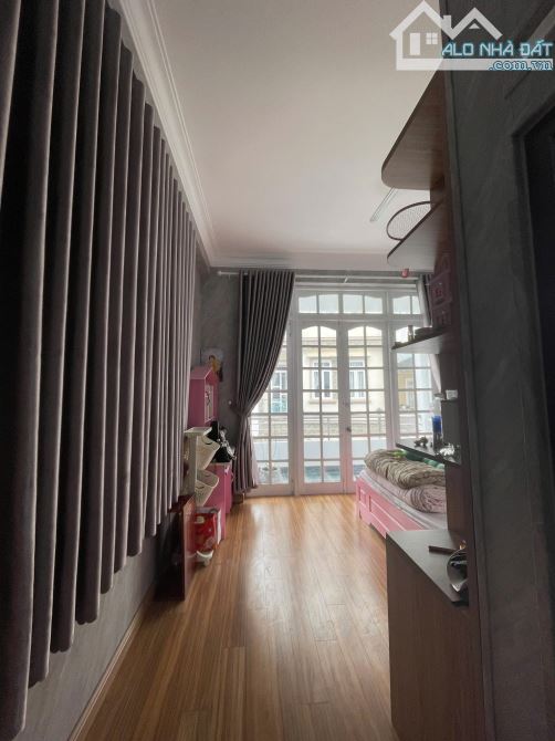 🏡 Cần bán Nhà Phố Hẻm Xe Hơi đường 3 Tháng 2, P.01, Đà Lạt – Sổ Hồng Riêng, 1 Trệt 3 Lầu, - 1