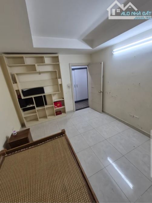 Bán căn hộ chung cư South Tower - Trần Thủ Độ, Hoàng Mai diện tích 71m2, 2PN - 1