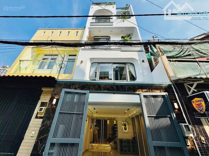 Nhà đẹp 4 Tầng - HXH 4m Nguyễn Hồng Đào DT: 4.3x17m [nở hậu]. Cách MT 30m Giá 9.5 tỷ TL - 1
