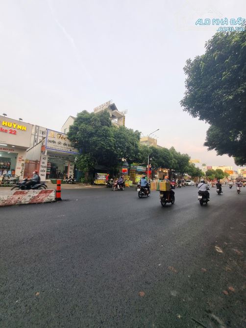 Siêu Phẩm  MT Nguyễn Sơn P.Phú Thọ HÒa Tân Phú DT:13x30m Xây Hầm 7 Tầng HĐT:90Tr Giá:55Tỷ - 1
