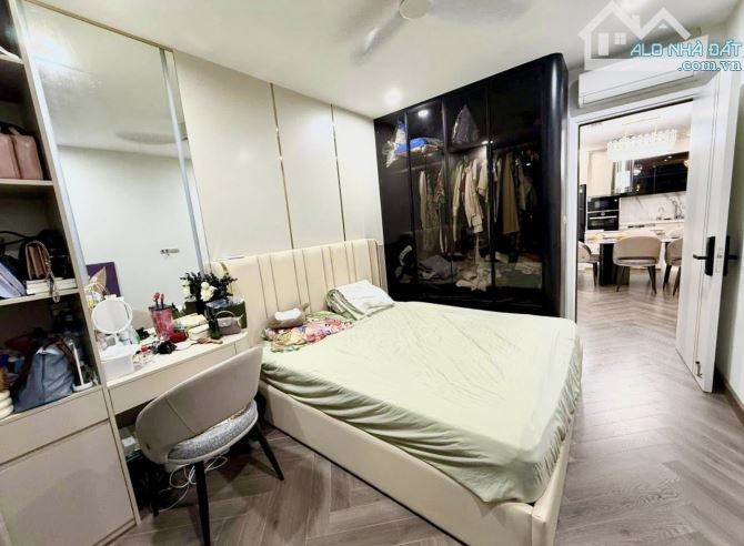 Em bán căn trục hoa hậu N01T8 Ngoại Giao Đoàn,căn góc,DT 122M2, 3PN, view thẳng hồ - 1