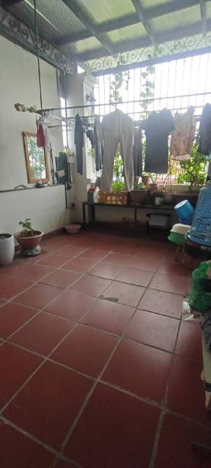 bán nhà long biên cự khối bát khối gần chợ . Công viên. Trường cấp1.2 47m2 giá nhỉnh 10ty - 1