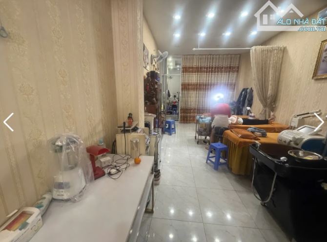 Mặt tiền Trương Thị Hoa ,Tân Thới Hiệp Q12, 96m2, 3 tầng, dòng tiền 150tr năm ,Giá 9,3 tỷ - 1